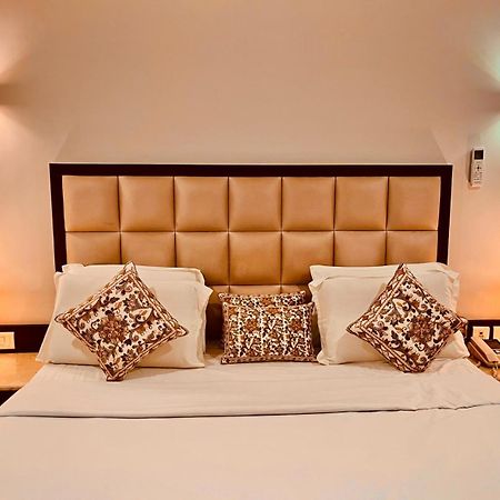 Hotel Bhoomivilas Agra  Zewnętrze zdjęcie