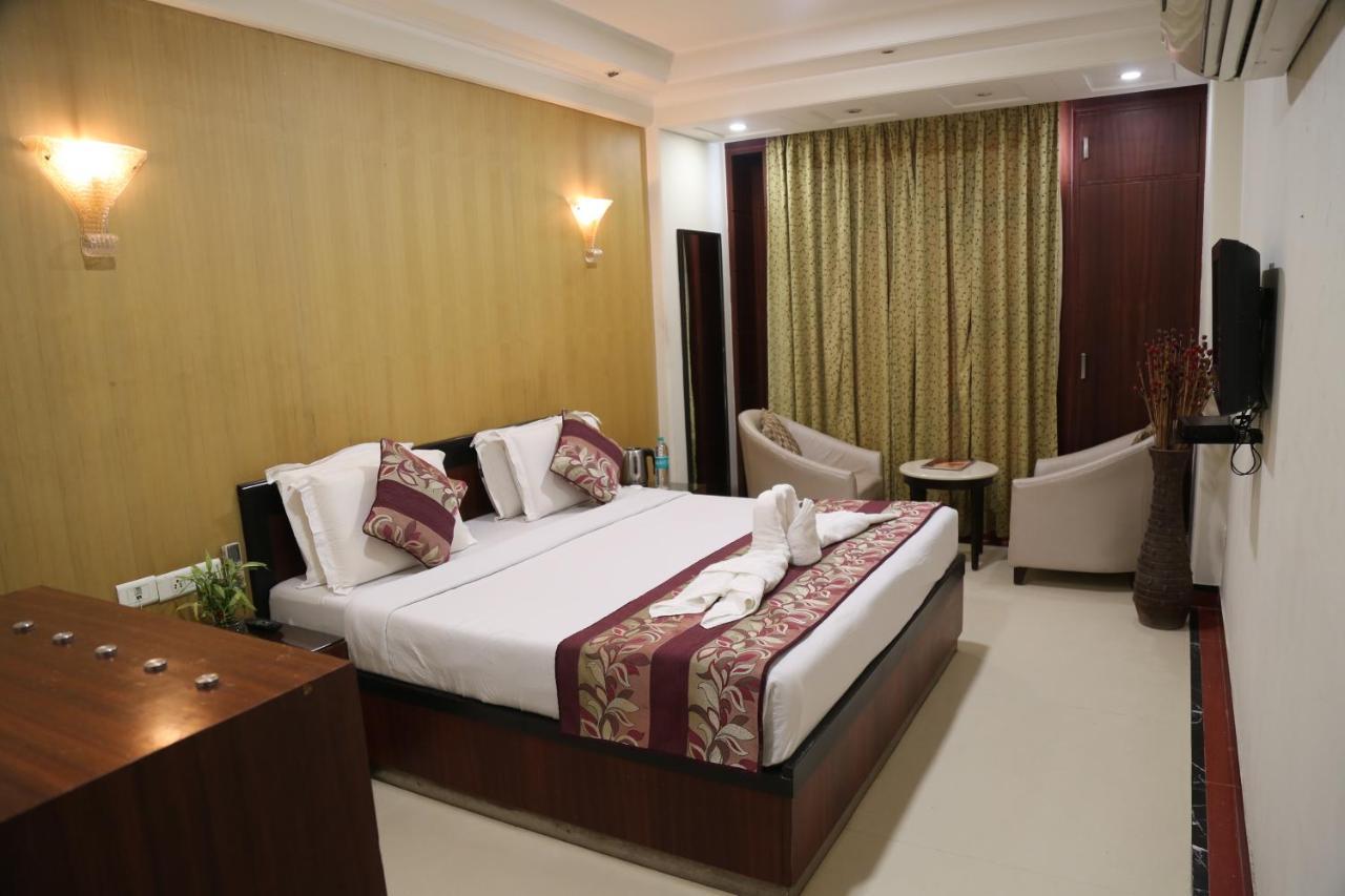 Hotel Bhoomivilas Agra  Zewnętrze zdjęcie