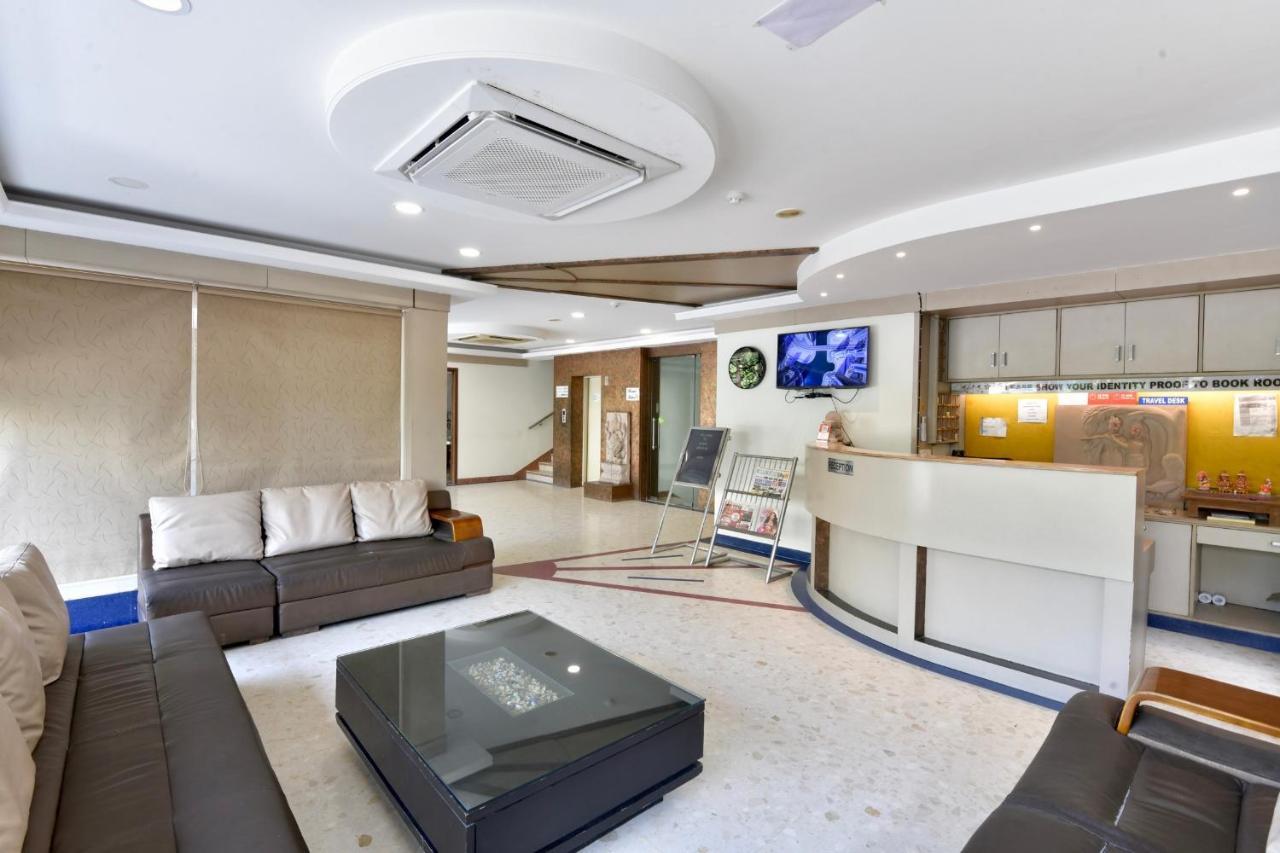 Hotel Bhoomivilas Agra  Zewnętrze zdjęcie