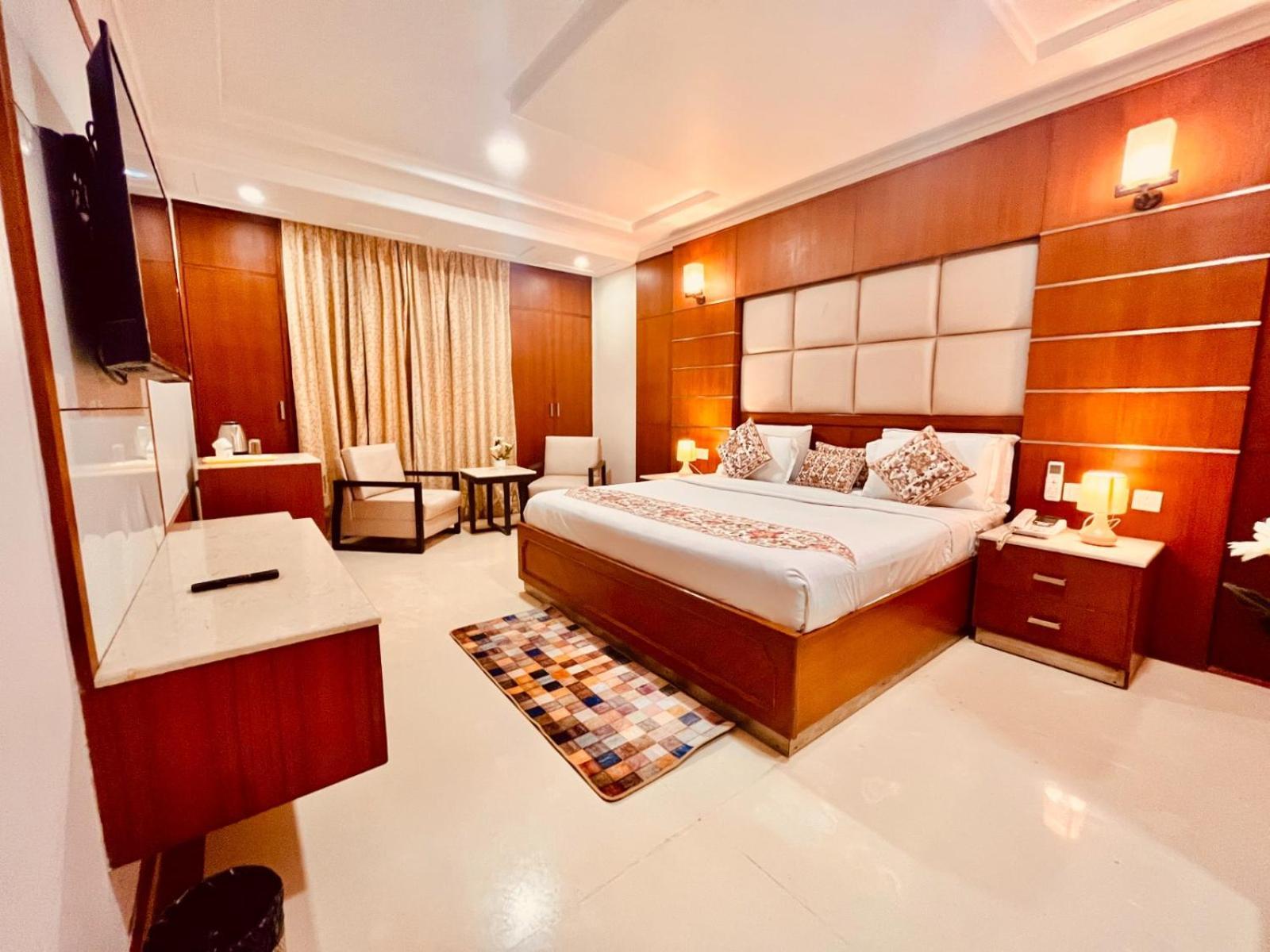 Hotel Bhoomivilas Agra  Zewnętrze zdjęcie